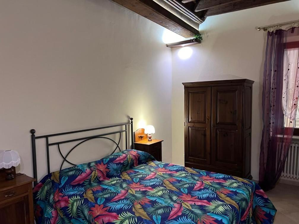 Lovely Apartments Barra Di Ferro Centro Storico Cuneo Bagian luar foto